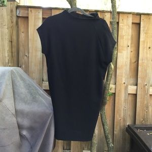 Sisley black dress